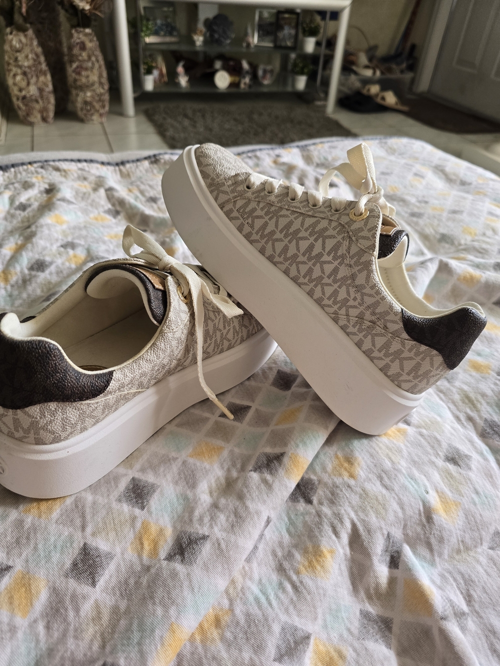 Beige Logo-Print Platform Sneakers - Women's